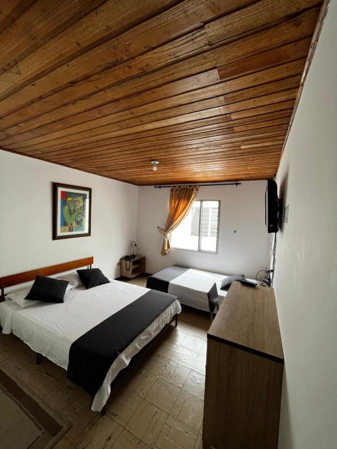 Hotel Alpino Armenia Экстерьер фото