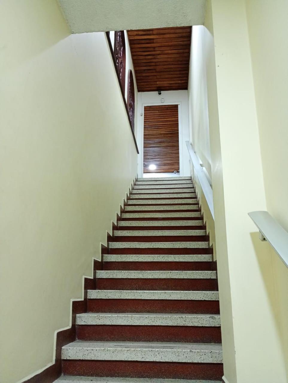 Hotel Alpino Armenia Экстерьер фото