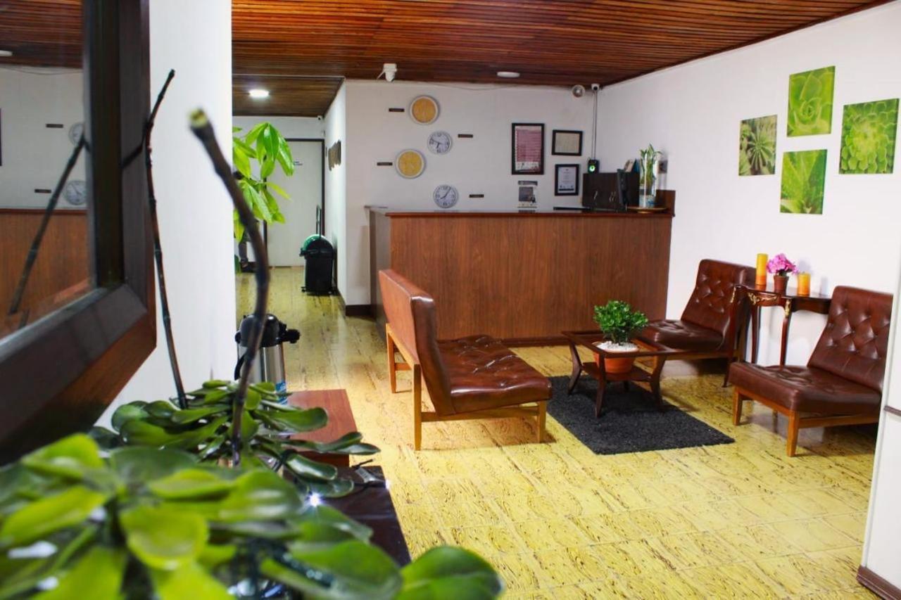 Hotel Alpino Armenia Экстерьер фото